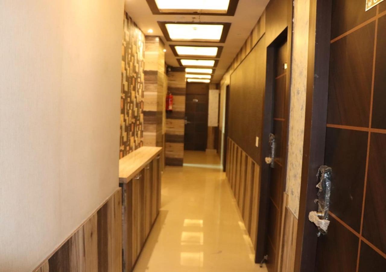 โรงแรมแองจีนา โกลกาตา ภายนอก รูปภาพ