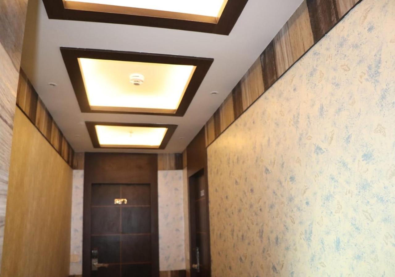 โรงแรมแองจีนา โกลกาตา ภายนอก รูปภาพ